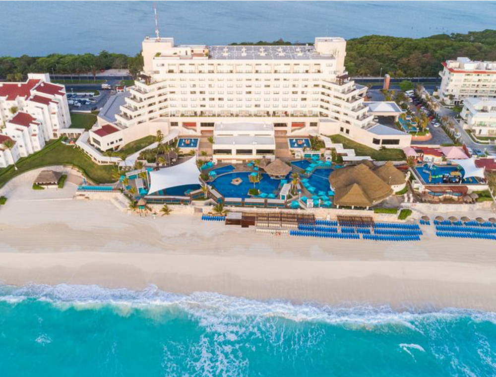 Playa importante en viaje familiar a Cancún